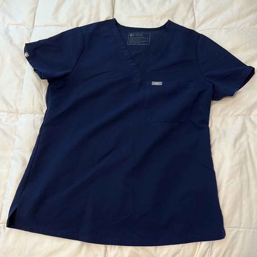 FIGS Catarina Scrub top